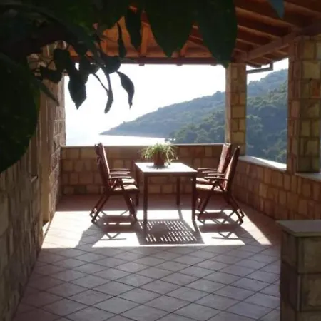 Διαμέρισμα Azure - One Bedroom Romana