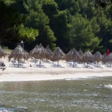 Διαμέρισμα Azure - One Bedroom Romana Saplunara