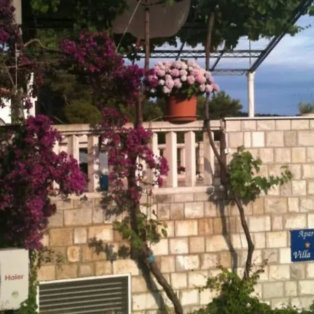 Azure - One Bedroom Romana *